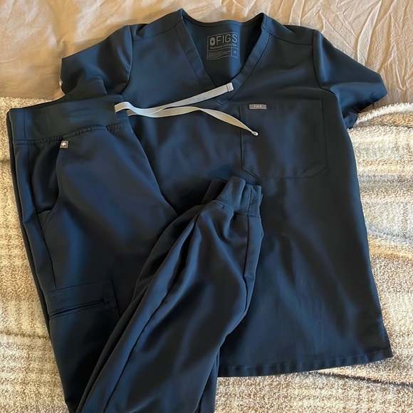 Figs Other Limited Edition Dark Harbor Figs Scrubs Poshmark